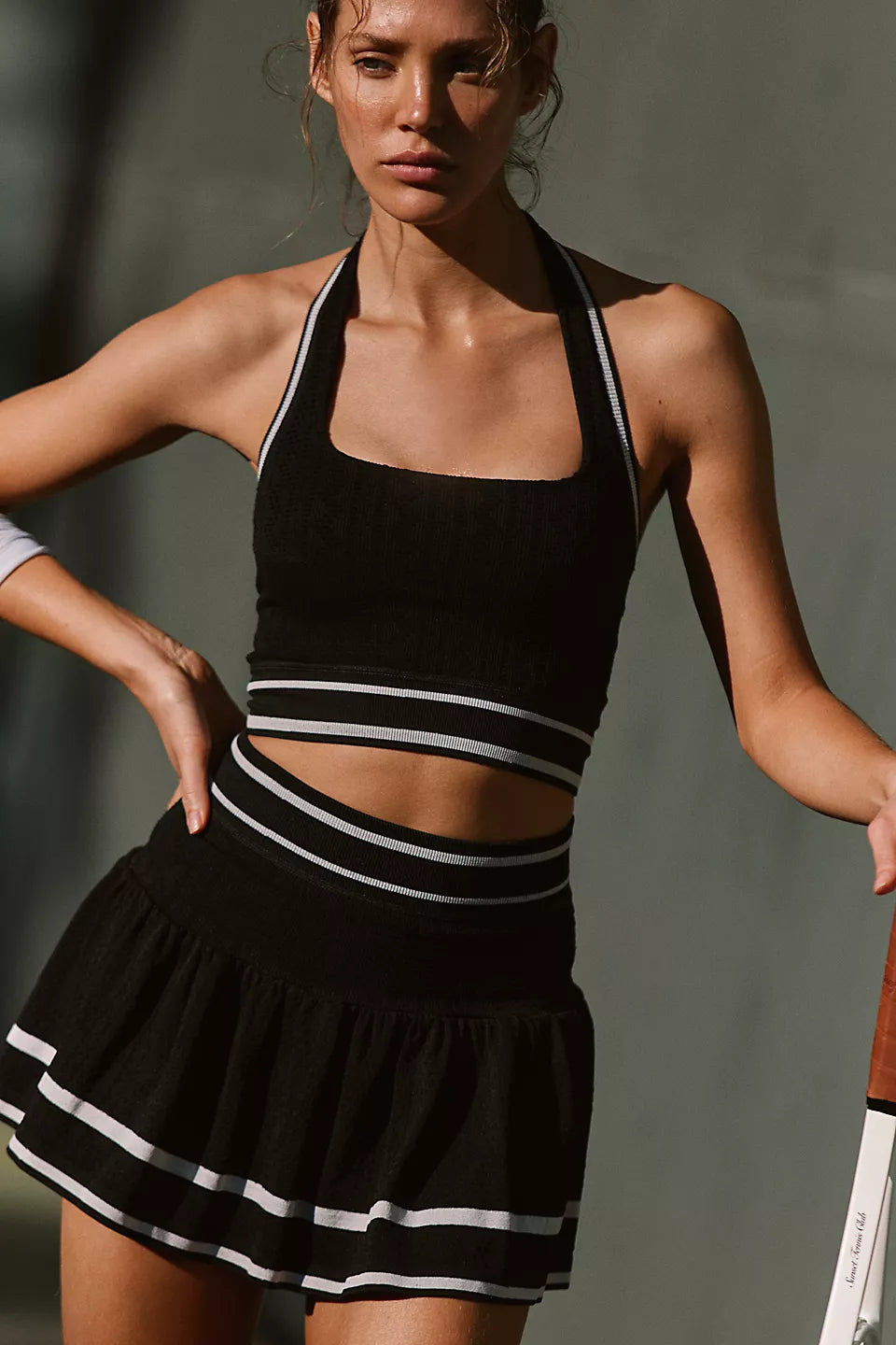 Onyx Halter Set