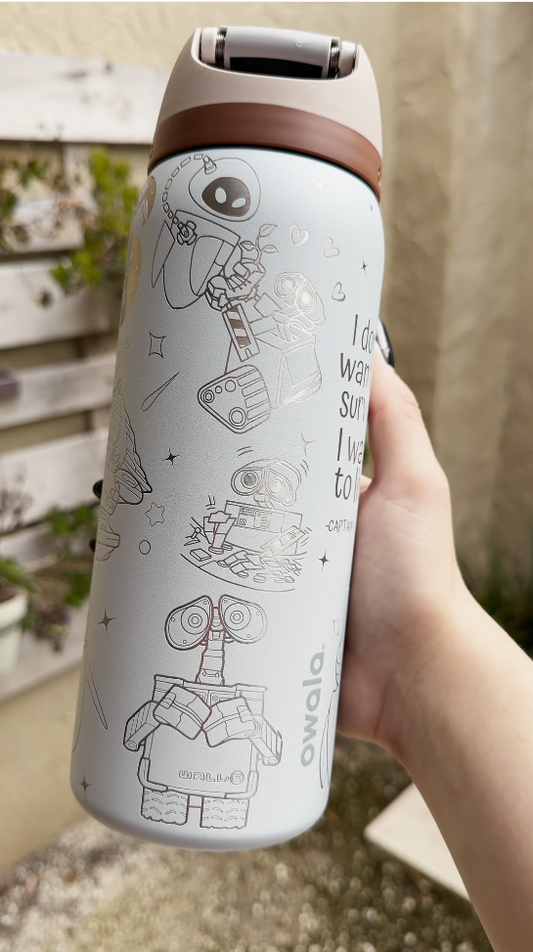 Wall-E and Eve Engraved 32 oz FreeSip Water Bottle