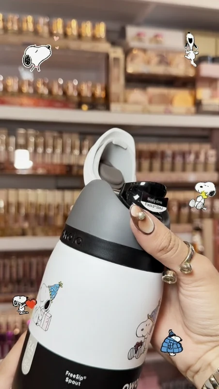 Snoopy 32 oz Freesip Water Bottle